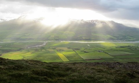 Bryðjuskál í Staðarbyggðarfjalli