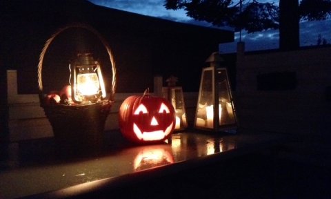 Barna- og fjölskylduferð. Hrekkjavökuganga