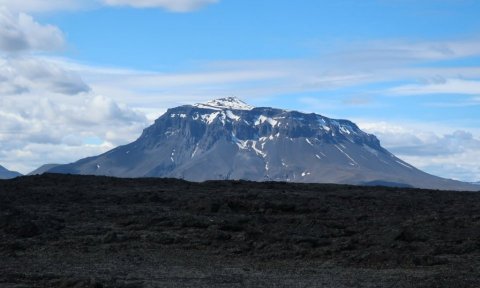 Herðubreið 1682 m.