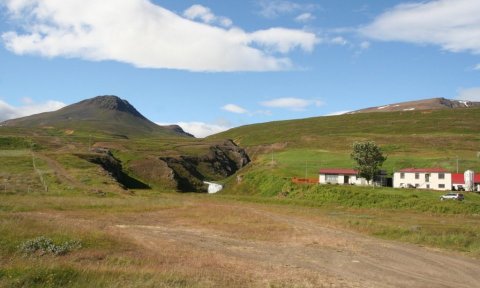 Nípá í Út-Kinn-Náttfaravíkur. Fjallahjólaferð á rafhjóli