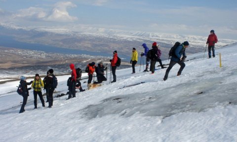 Súlur. 1143 m. Göngu- eða skíðaferð
