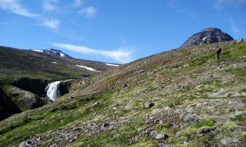 Vesturárdalsleið með viðkomu á fjallinu Ingjaldi 1275 m.