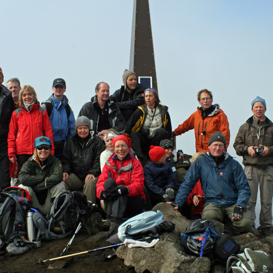 Hópur FFA og FÍ á hátindi Herðubreiðar.