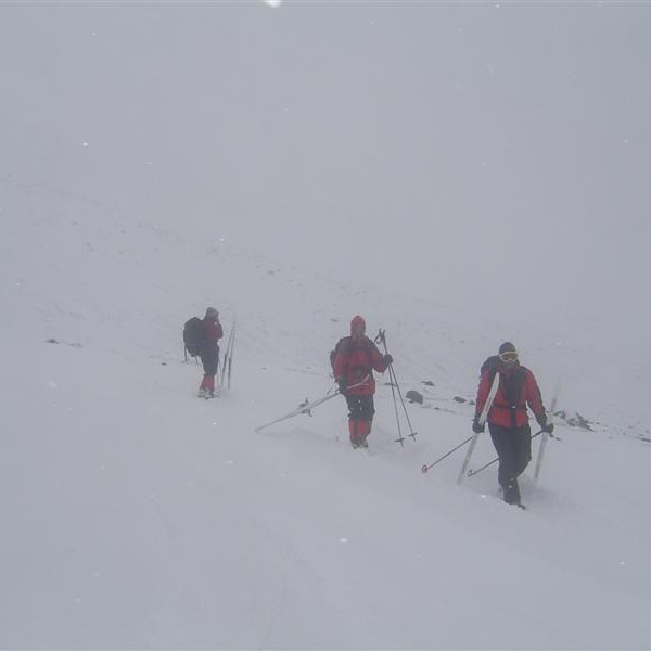 Niður Vatnahjallann.