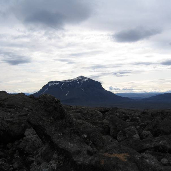 Drottningin séð af Kollóttudyngju.