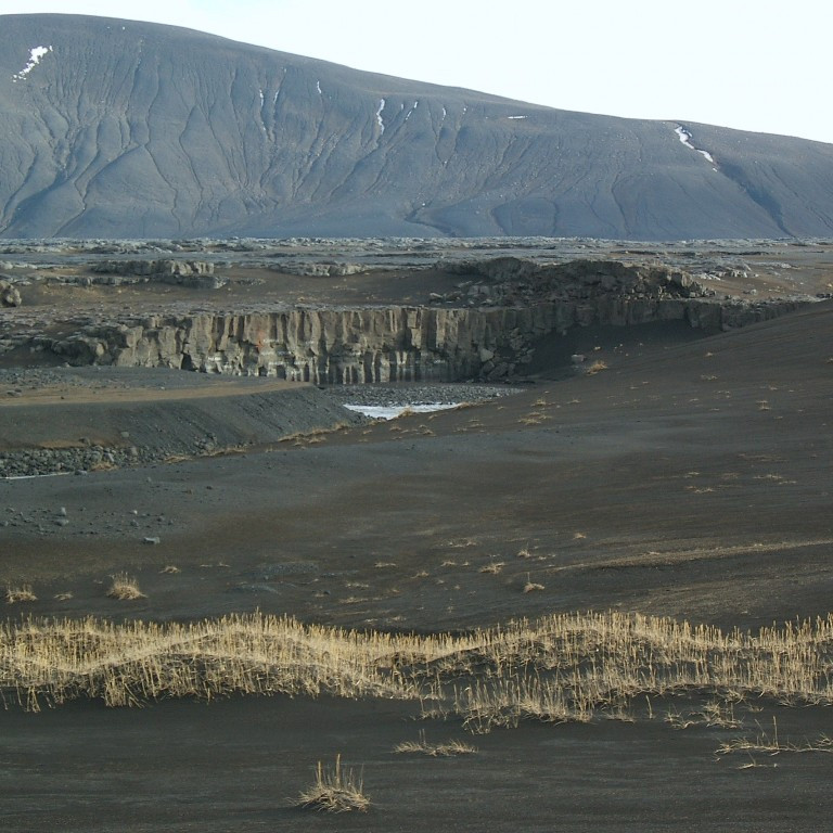 forsida-62-47129acf84071-1