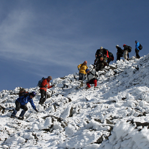 Brölt niður af hátindi Herðubreiðar.