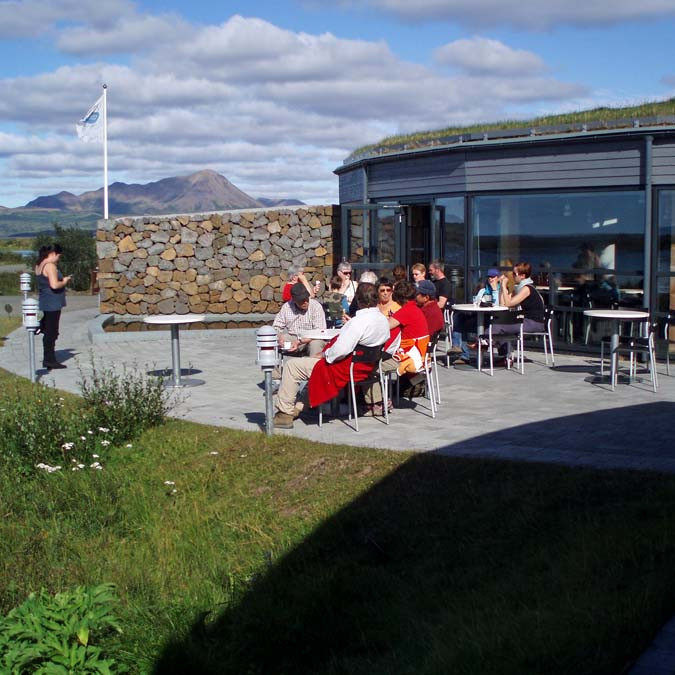 Við Fuglasafnið í Ytri-Neslöndum við Mývatn.