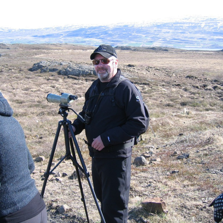 Fararstjórinn Jón Magnússon glaðlegur að vanda.