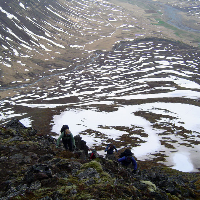 Séð niður að bænum Þverá