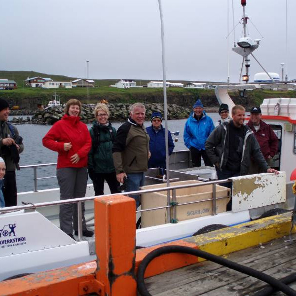 Allir komnir um borð í Konráð nema Sigríður sem ekki vildi fara á sjó