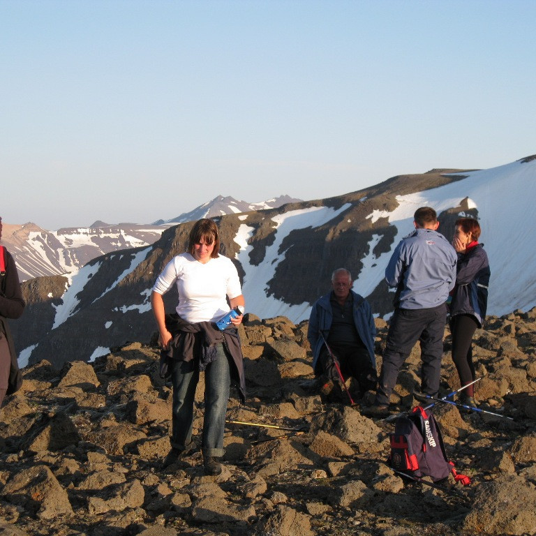 Svo héldu sumir norður að vörðu