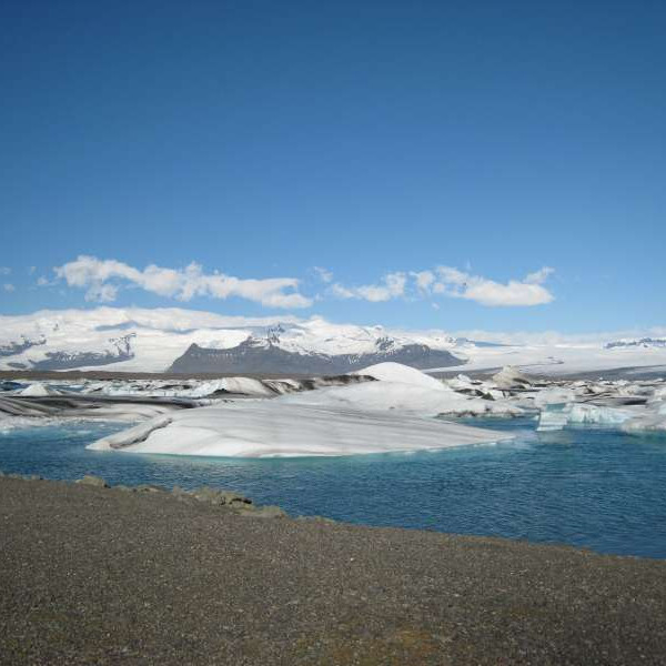 Stoppað var í Jökulsárlóni.