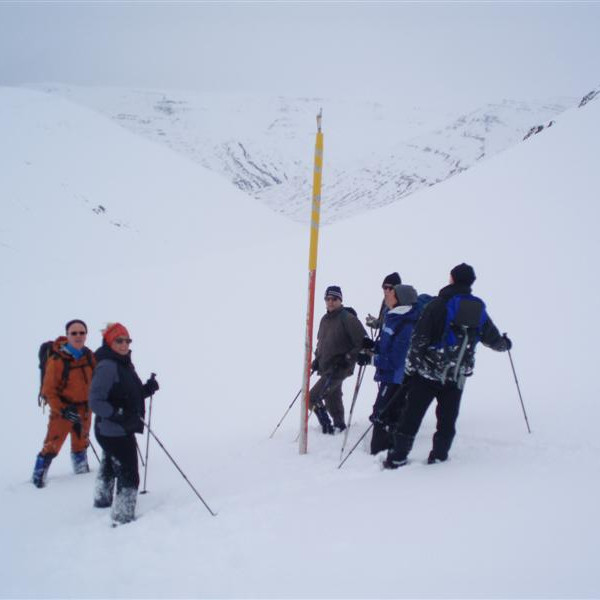 Staðsetningarsúla á Kaldbaksdal.