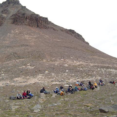 Kaffihlé undir Kerlingarhaus (Jómfrúnni)