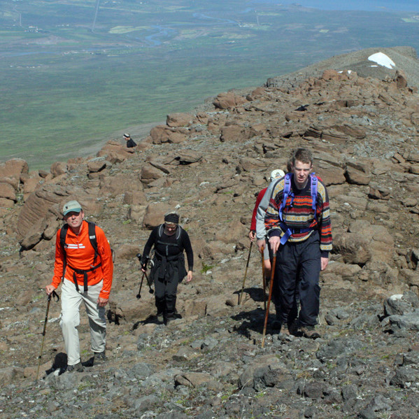 Á leið suður háhrygg Hlíðarfjalls norðarlega.