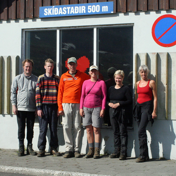 Ferðarlok við skíðahótelið á Skíðastöðum.