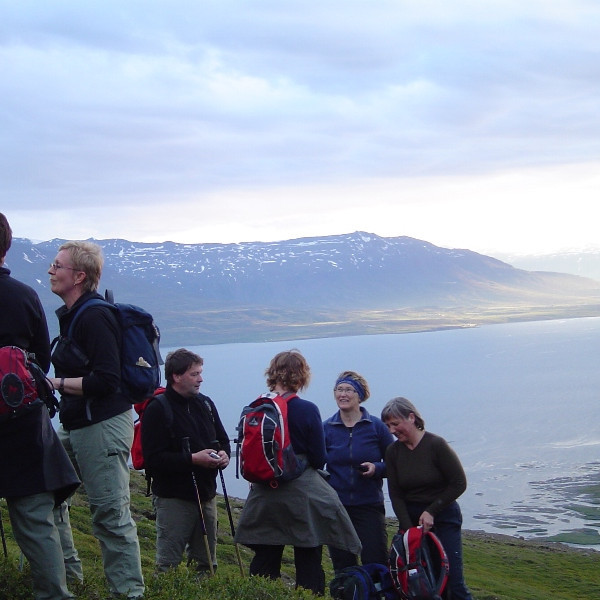 Sólin skín á Sólarfjall sem verður farið á um næstu helgi.