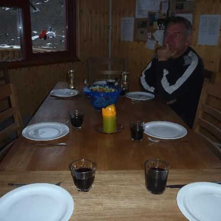 Beðið eftir steikinni