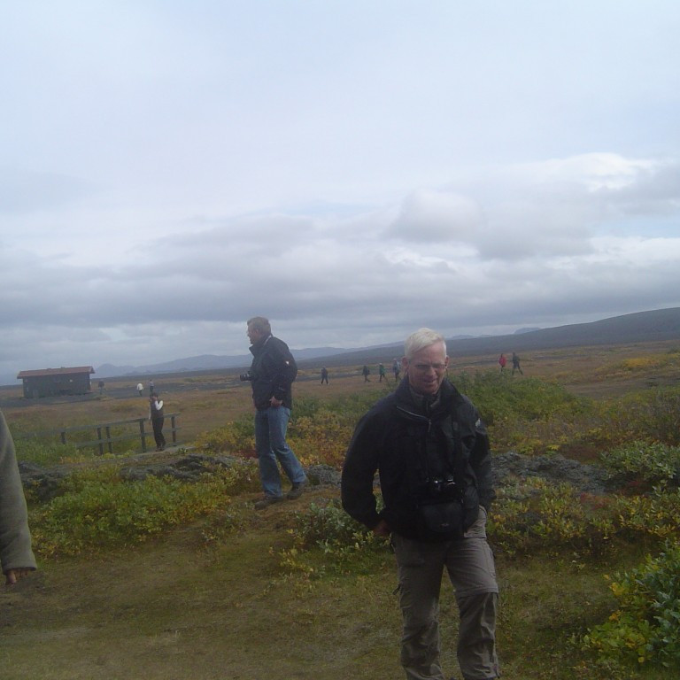 Veislugesti drífur að.