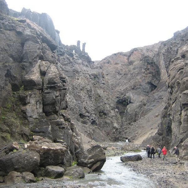 Þusar og tlöll í Drekagili