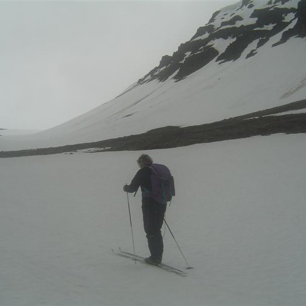 Skarðið framundan.