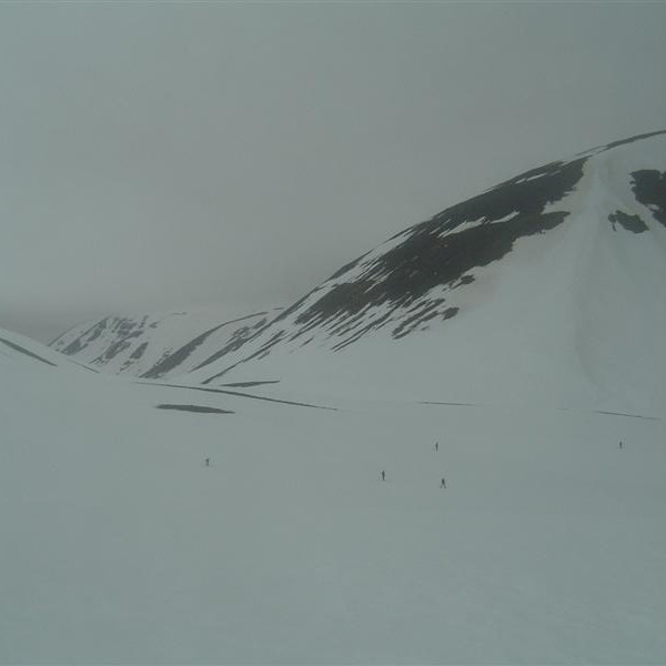 Á niðurleið úr slyddunni sem gerði alla holdvota.