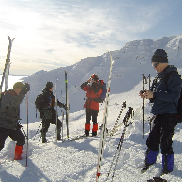 Það var mistur í lofti um morguninn og við sem ætluðum að fá gott útsýni eins og veðurspáin lofaði en allt í einu komum við uppúr þokunni, og þvílíkt útsýni.