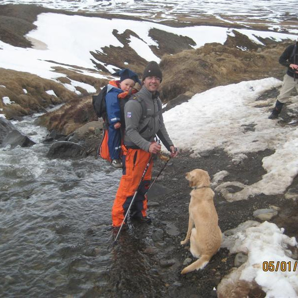 Tómas litli búinn að taka gleði sína á ný