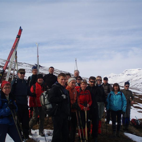 Hópurinn sem lagði af stað á Súlur 1.maí 2010.