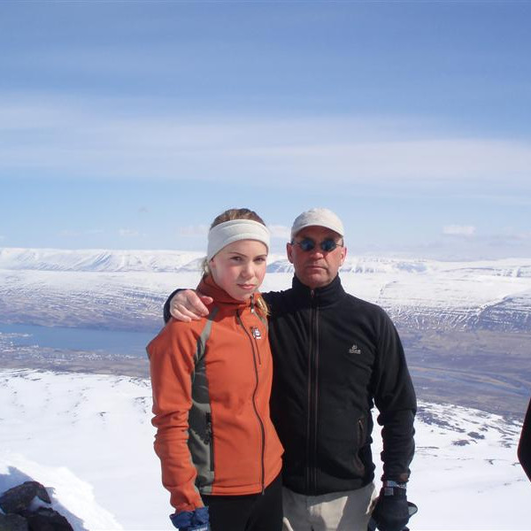 Feðginin Konni og Karen á Ytri-Súlu.