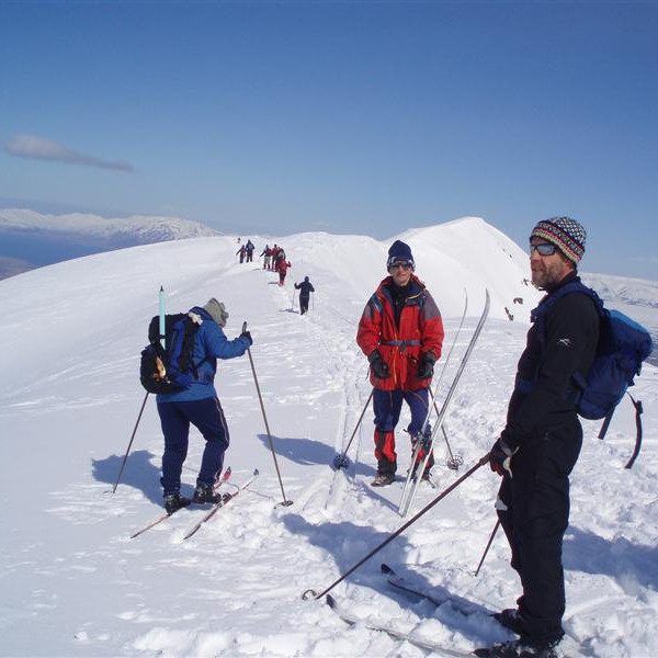 Skíðafólkið,Una,Grétar og Frímann leggja í hann.