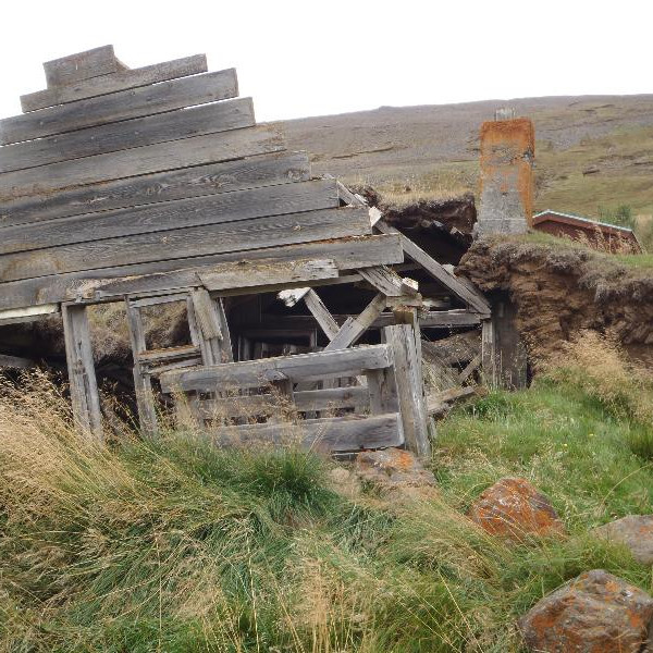 Þorljótsstaðir var innsti bærinn í Vesturdal,