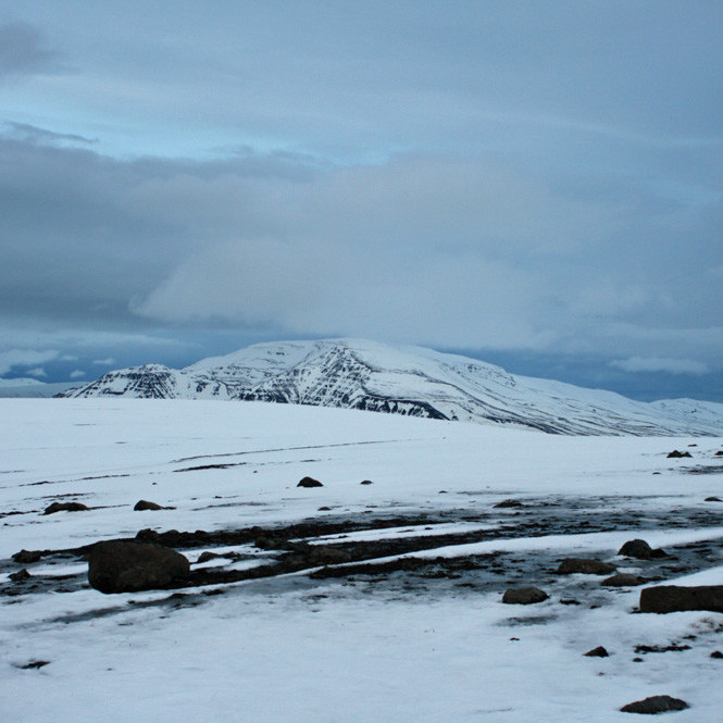 Horft af Draflastaðafjalli norður til Skessuhryggjar.