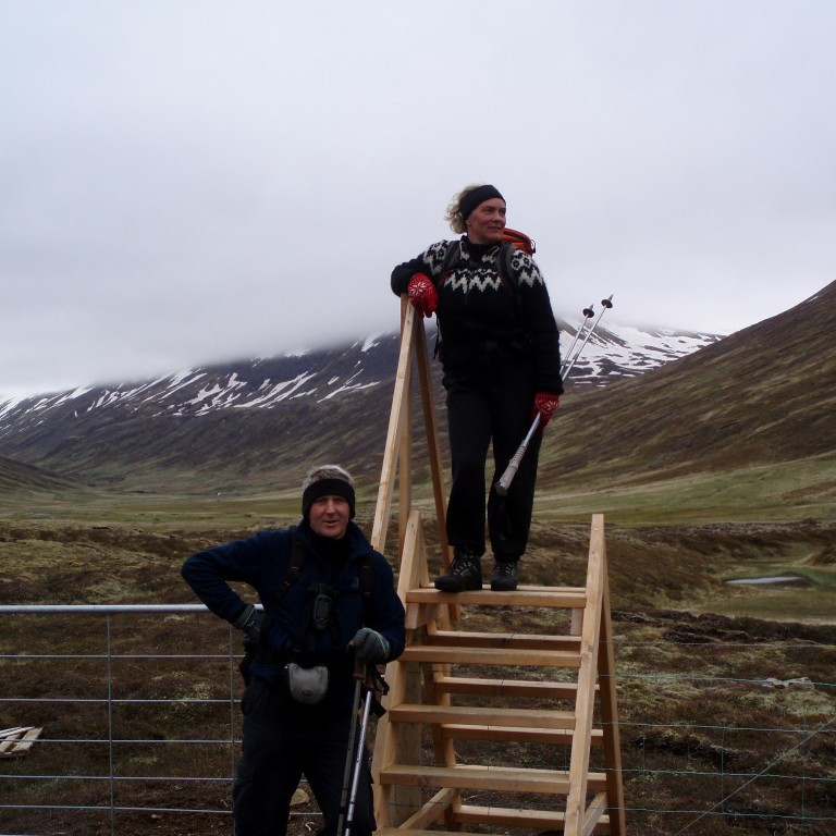 Glöð eftir hressilega göngu