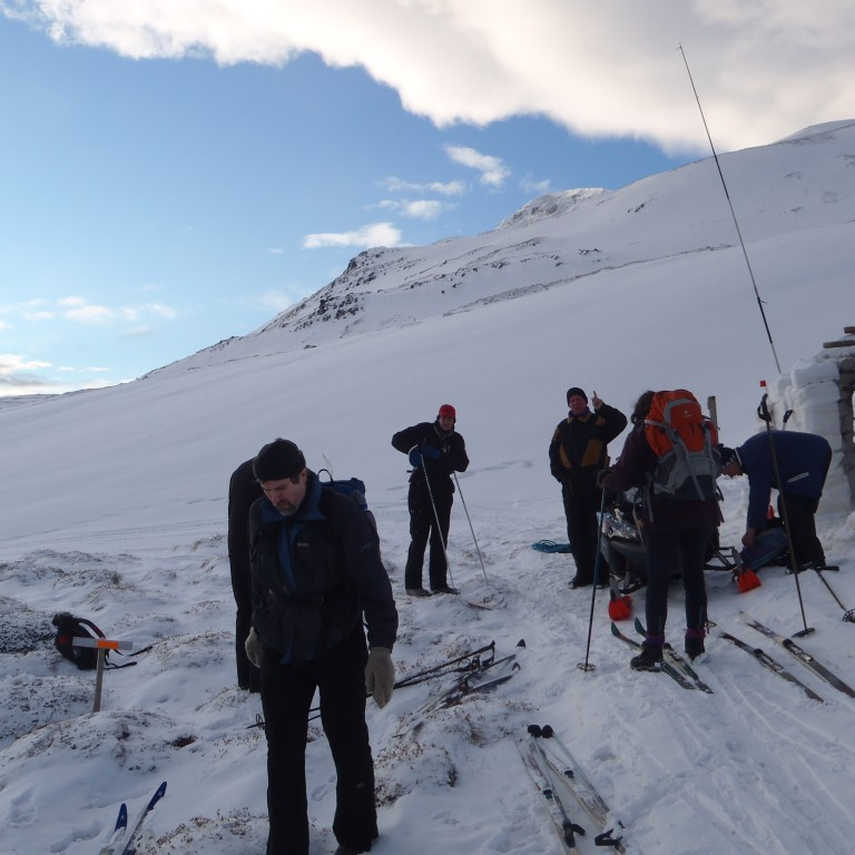 Snjóhúsið og Súlur