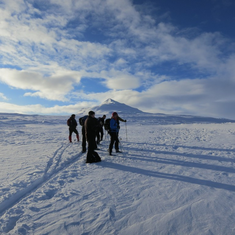 Komnir upp mesta brattann.