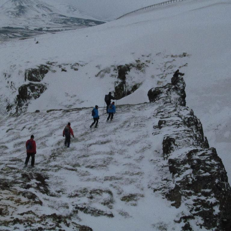 Komum að Einbúalæknu.