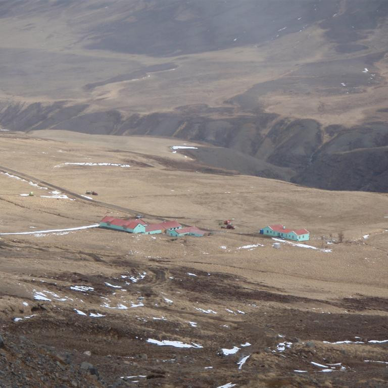 Séð niður að Þormóðsstöðum