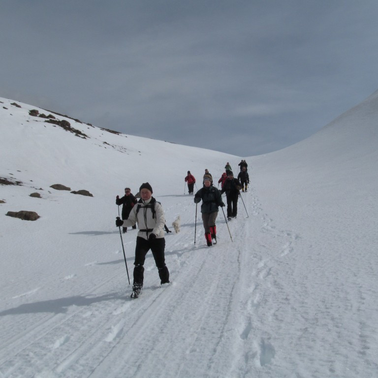 Þrammað niður Djúpagil.