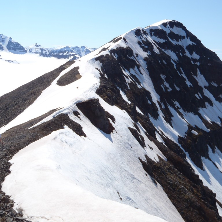 Hvarfshnjúkur framundan