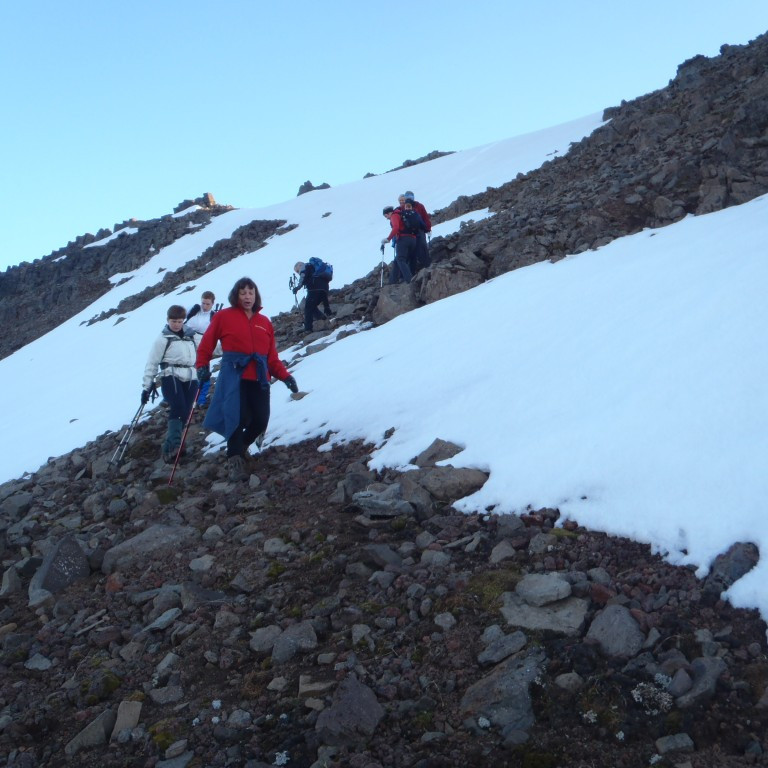 Gengið niður Mannshrygginn