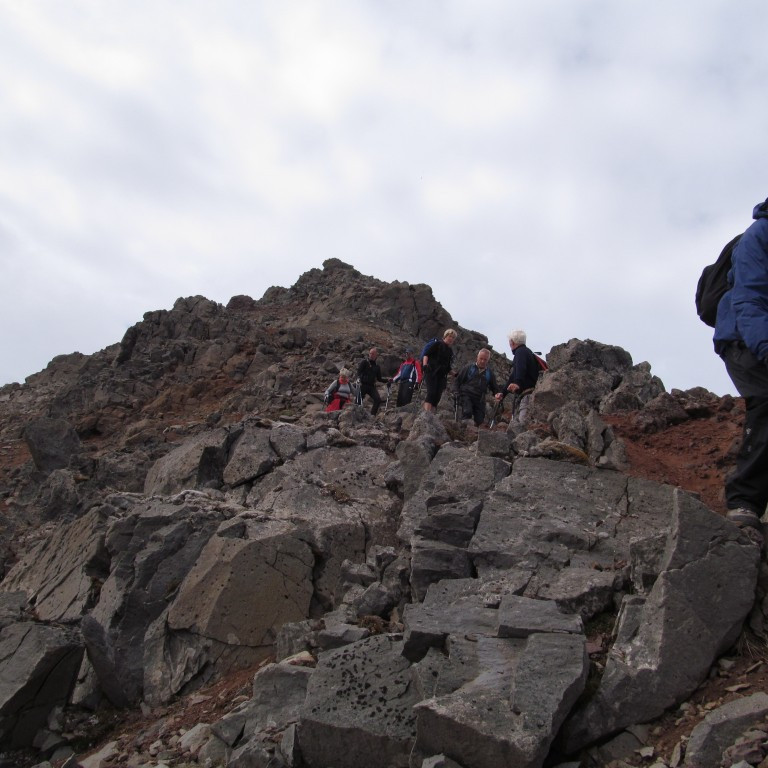 Hér er komið á stað þar sem verður að fara með ýtrustu gætni og lagni niður.