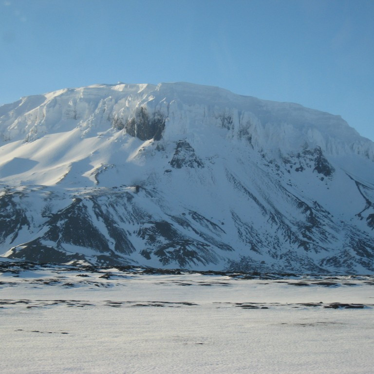 Herðubreið fannbarin