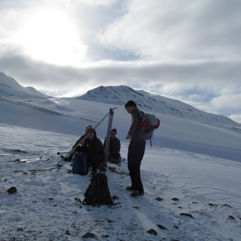 Lambárdalsöxl í baksýn.