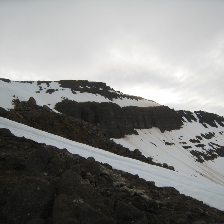 Klettar í Hrappstaðaskál