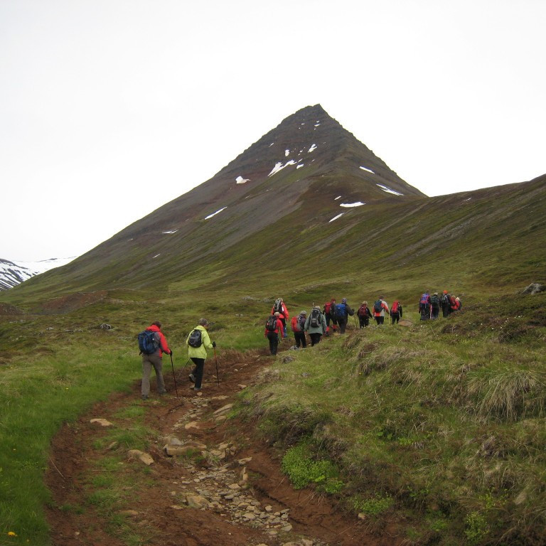 Gengið inn Svarfaðardalsbotn.