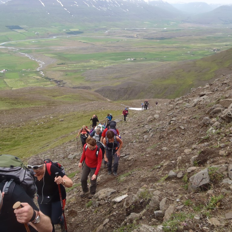 Sveitinn, sér í Möðruvallarfjall og inn í Þormóðsdal