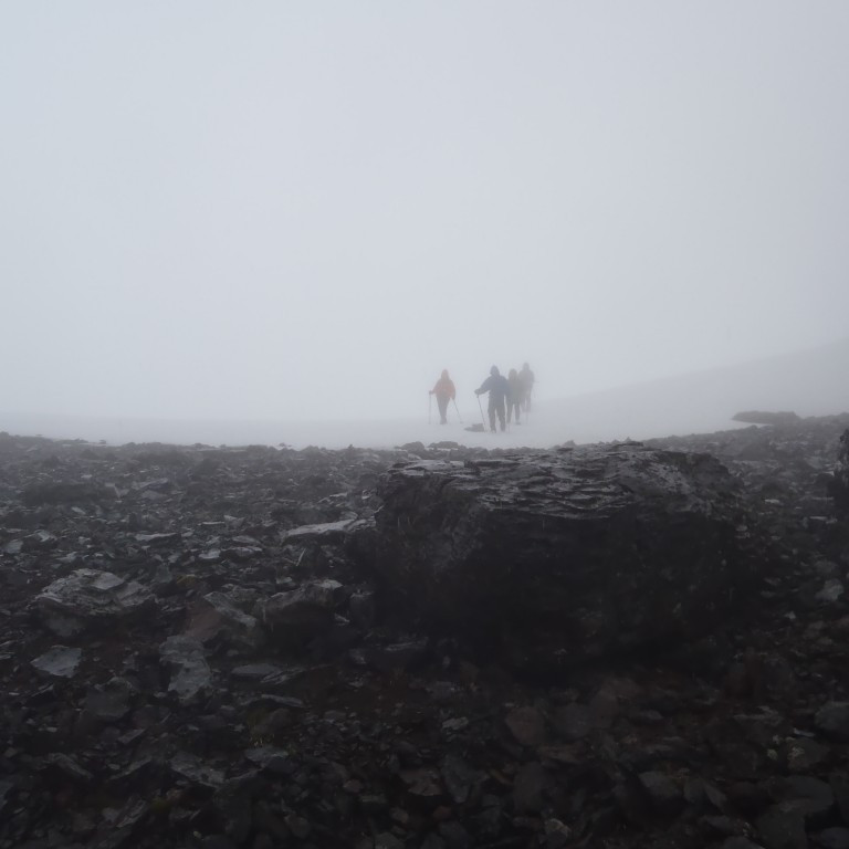Haldið af stað niður