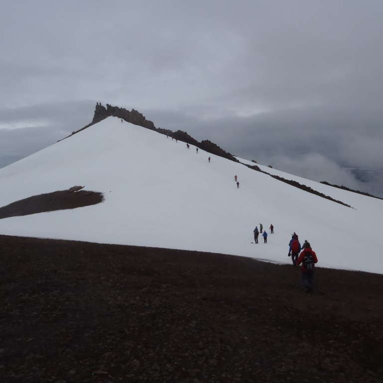 Gengið upp að Kambinum